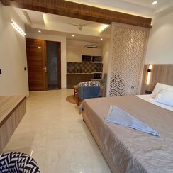 StudioBuilder Floor For Rent in Sector 51