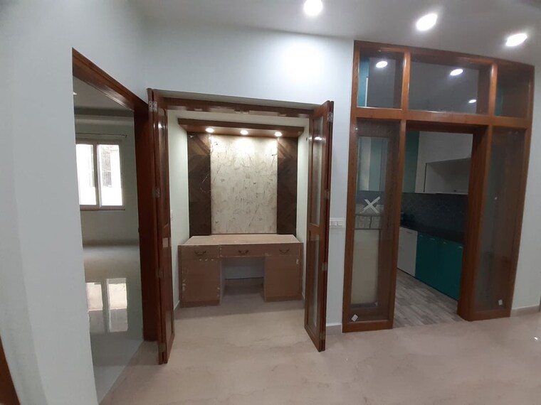 Room, kalkaji 3 Bedroom 1800 Sq.Ft. Builder Floor In Kalkaji Delhi 10205668
