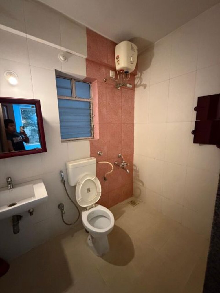 Bathroom, zala-complex 4 Bedroom 2200 Sq.Ft. Apartment In Gultekdi Pune 10205670