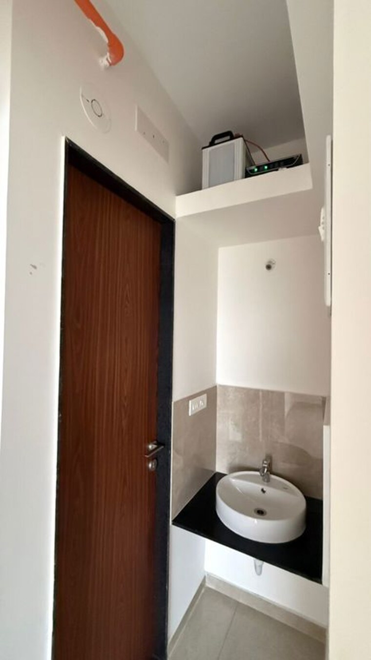 Bathroom, hinjewadi 3 Bedroom 1100 Sq.Ft. Apartment In Hinjewadi Pune 10205674
