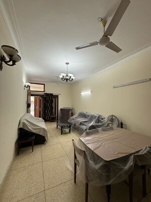 2 BHK Builder Floor For Rent in Kalkaji
