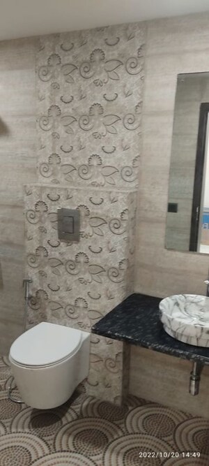 Bathroom in 2 BHK Builder Floor at Safdarjung Enclave – for Rent