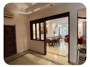 Room in 3 BHK Builder Floor at Pamposh Enclave – for Rent