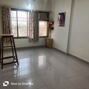 Room in 1 BHK Apartment at Sai Mangal CHS Kandivali, Kandivali West – for Rent