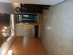 Parking in 2 BHK Builder Floor at Unitech Arcadia, South City 2 – for Rent