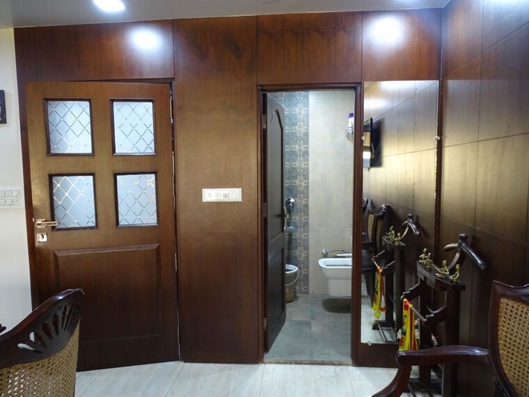 Other, janakpuri Commercial Office Space 3500 Sq.Ft. In Janakpuri Delhi 10205732