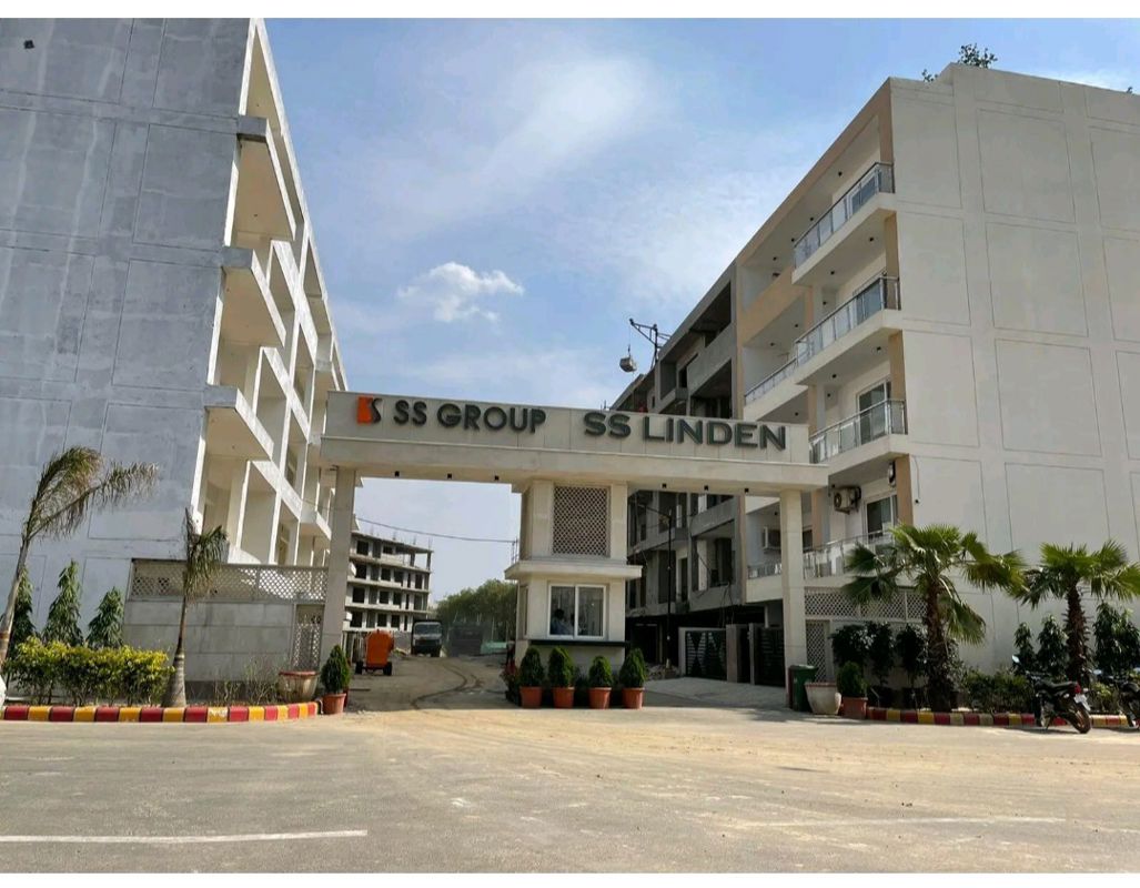 4 BHK Builder Floor For Sale in SS Linden