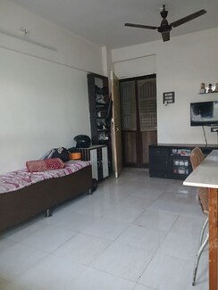 1 RkApartment For Rent in Sneh CHS Goregaon East