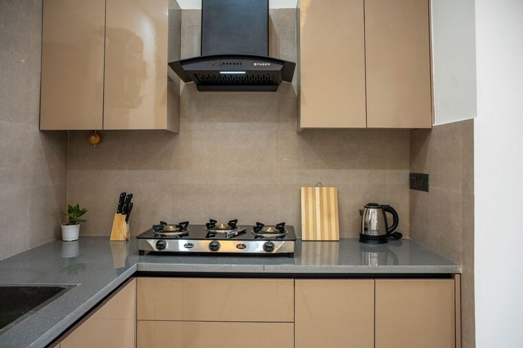 Kitchen, sector 30 2 Bedroom 1397 Sq.Ft. Builder Floor In Sector 30 Gurgaon 10205807