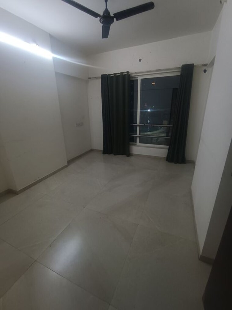 Bedroom, gurukrupa-marina-enclave 2 Bedroom 1000 Sq.Ft. Apartment In Malad West Mumbai 10205809