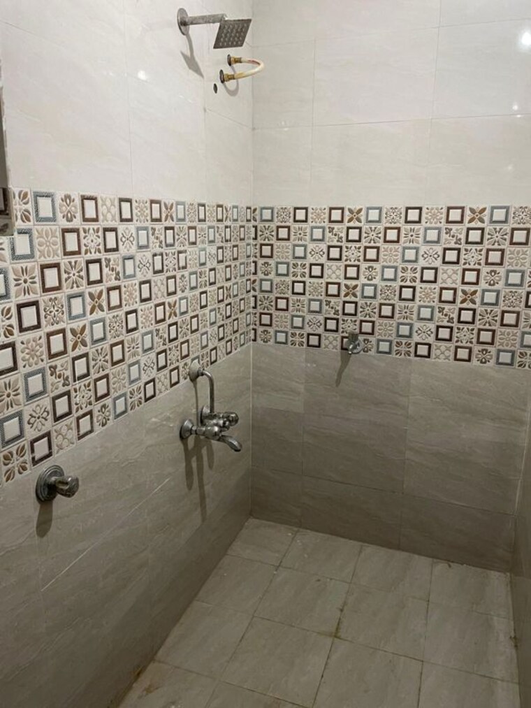 Bathroom, deokar-building 2 Bedroom 900 Sq.Ft. Builder Floor In Wadgaon Sheri Pune 10205812