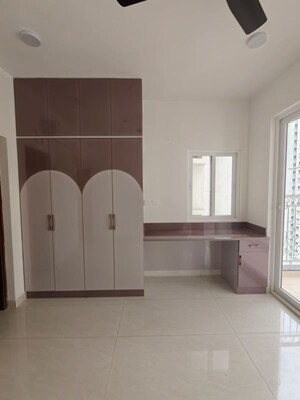 Bathroom in 3 BHK Apartment at Prestige Beverly Hills, Kokapet – for Rent