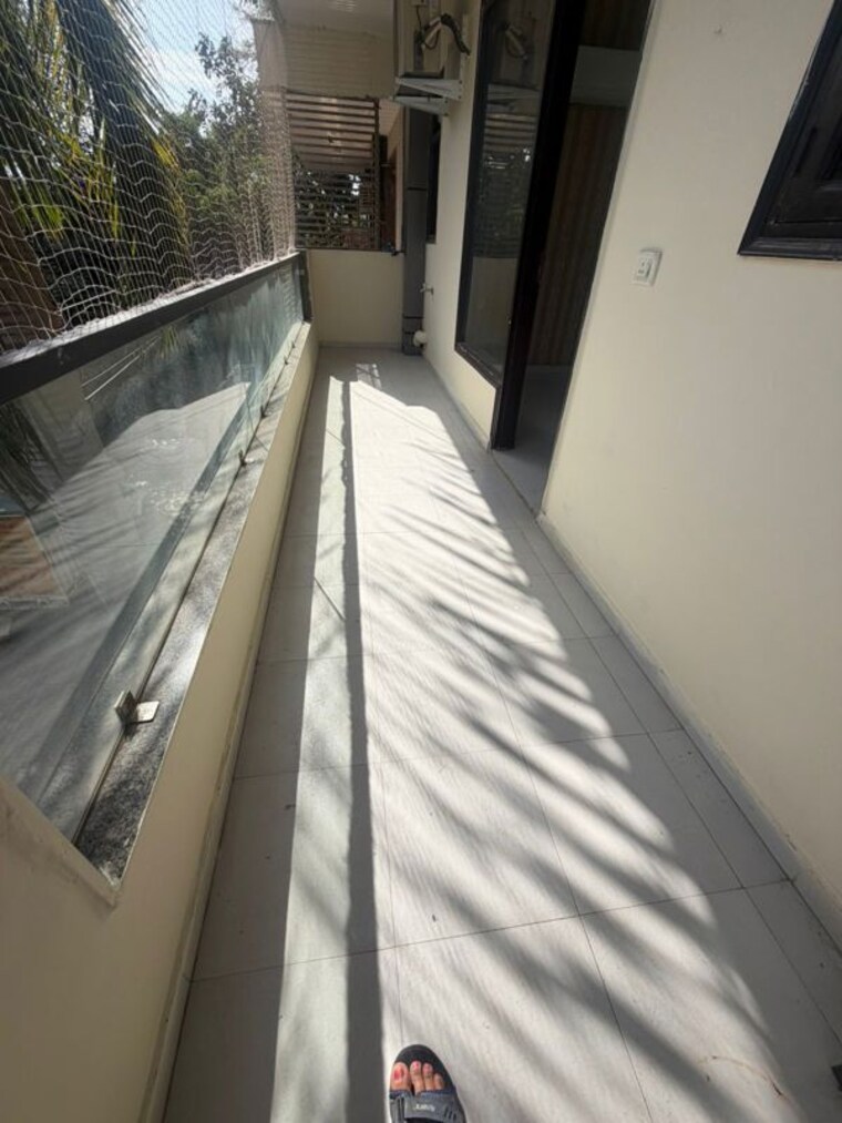 Balcony, south city 1 3 Bedroom 2000 Sq.Ft. Builder Floor In South City 1 Gurgaon 10205817