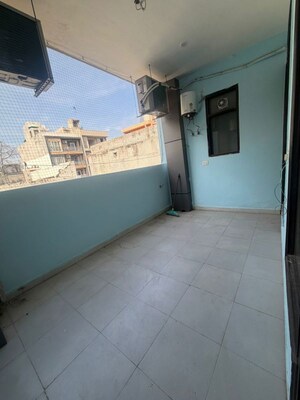 Balcony in 3 BHK Builder Floor at South City 1 – for Rent