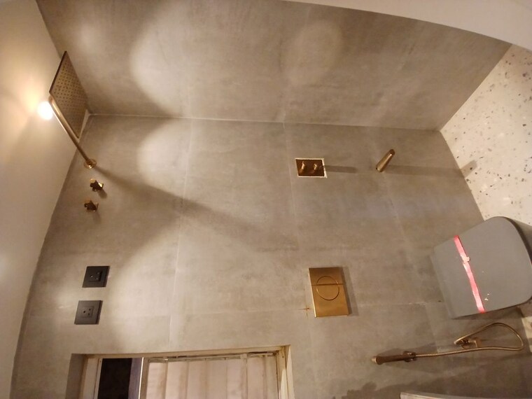 Bathroom, lk-umang-heights 3 Bedroom 1044 Sq.Ft. Apartment In Andheri West Mumbai 10205820