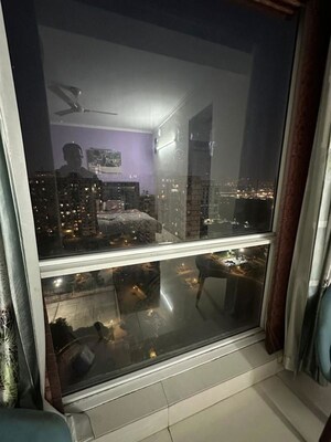 Kitchen in 4 BHK Apartment at Bestech Park View City 1, Sector 48 – for Rent