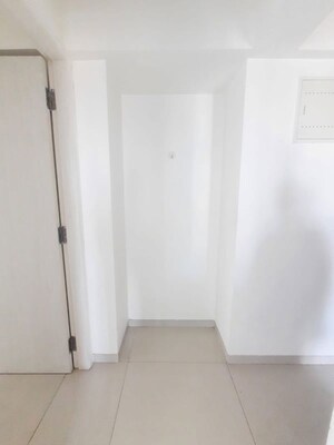  2 BHK Apartment at Rustomjee Bella Phase 1, Bhandup West – for Sale