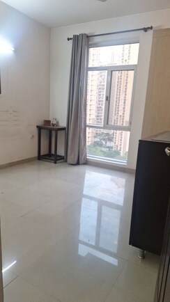 3 BHK + Pooja Room Apartment For Rent in Patparganj