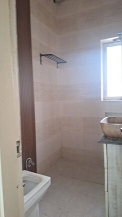 2 BHK + Pooja Room Apartment For Sale in Patparganj