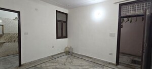 Room in 1 BHK Builder Floor at Pandav Nagar – for Rent