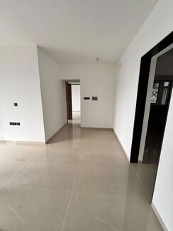 2 BHK Apartment For Rent in Pristine Allure