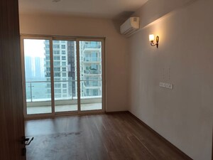 Room in 3 BHK Apartment at Conscient Hines Elevate, Sector 59 – for Sale