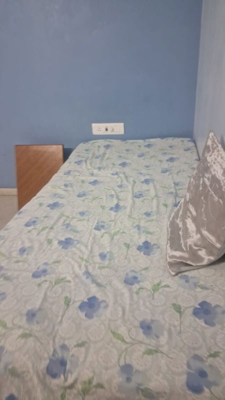 Bedroom, dosti-west-county-phase-2-dosti-cedar 3.5 Bedroom 1115 Sq.Ft. Apartment In Balkum Pada Thane 10205935