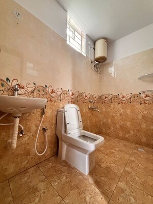 Bathroom in 1 BHK Apartment at Indiranagar – for Rent