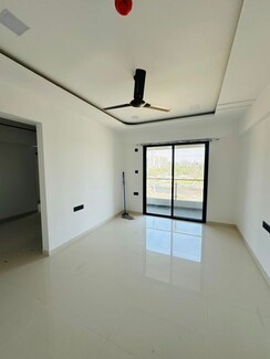 2 BHK Apartment For Rent in Croissance Ra Urbania
