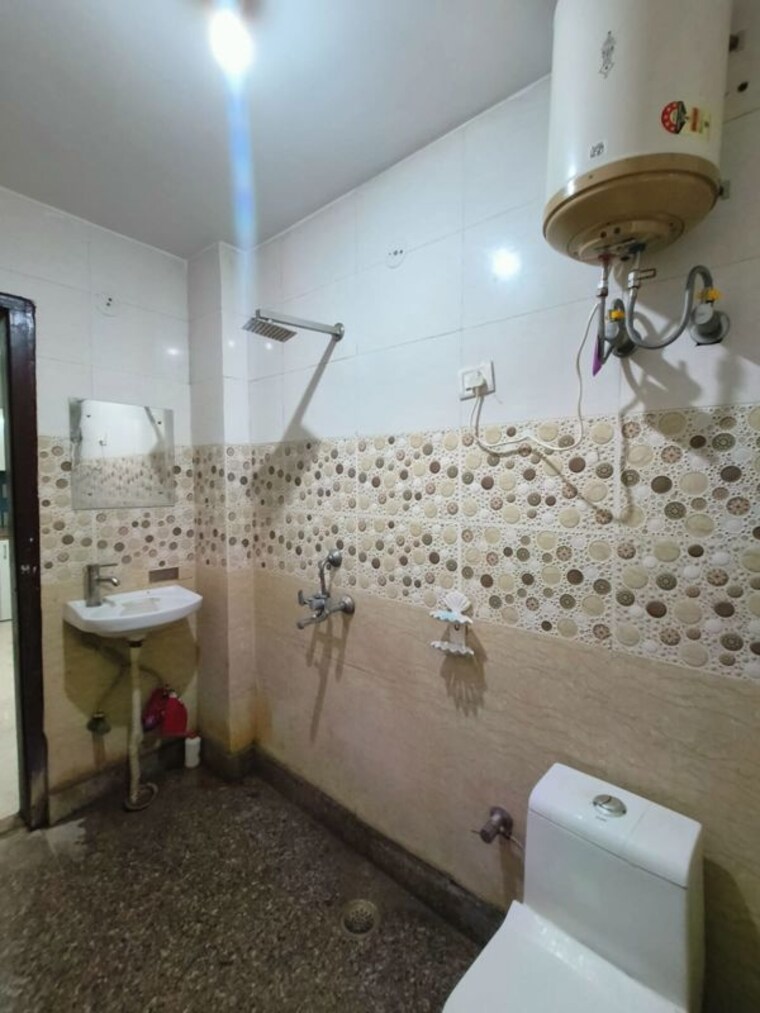 Bathroom, saket 1 Bedroom 350 Sq.Ft. Builder Floor In Saket Delhi 10206007