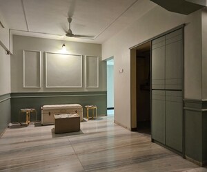 Living Room in 2 BHK Apartment at Santacruz East – for Rent