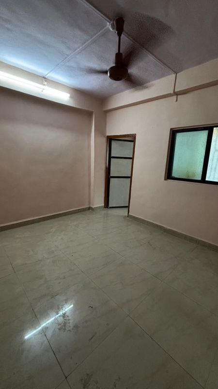 2 BHK + Extra Room Apartment For Rent in Hanuman Apartment Kalyan