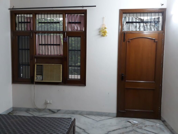 Bedroom, sector 38 3 Bedroom 605 Sq.Yd. Independent House In Sector 38 Chandigarh 10206068