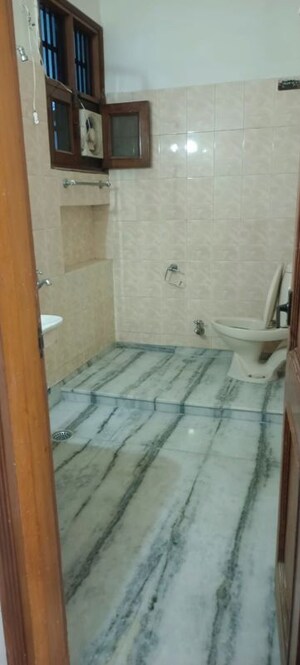 Bathroom in 3 BHK Independent House at Sector 38 – for Rent