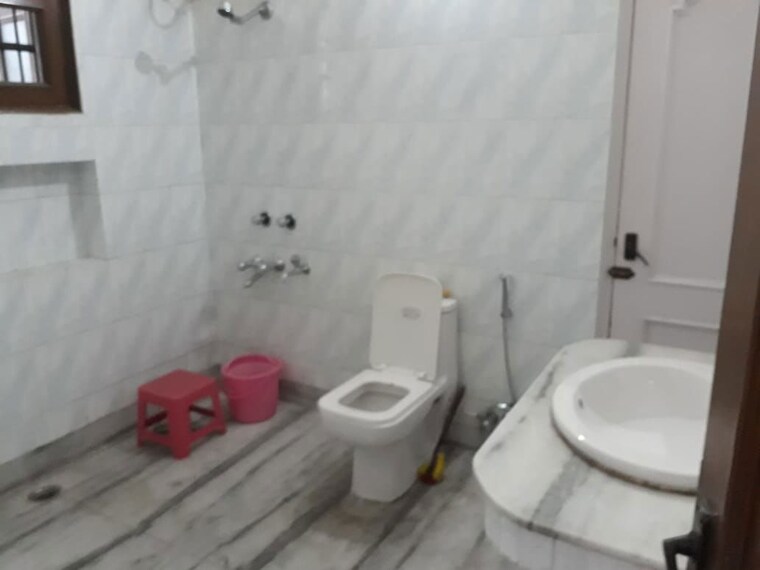 Master Bedroom, sector 38 3 Bedroom 605 Sq.Yd. Independent House In Sector 38 Chandigarh 10206068