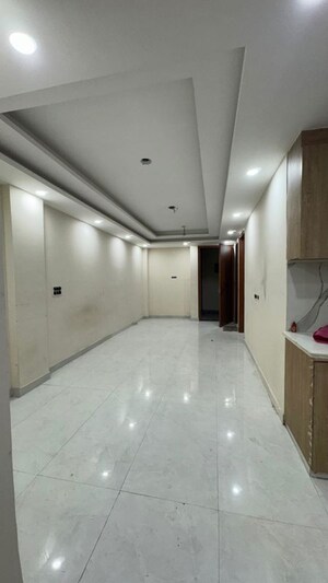 Kitchen in 3 BHK Builder Floor at Palm Residency Chhatarpur, Chattarpur – for Rent