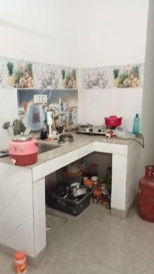 Team Area in 2 BHK Builder Floor at Sant Nagar – for Rent