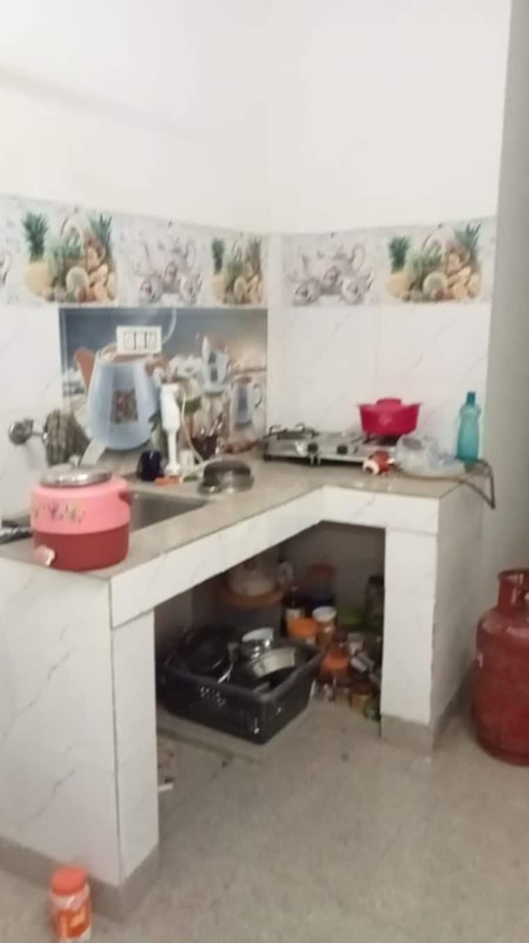 Team Area, sant nagar 2 Bedroom 495 Sq.Ft. Builder Floor In Sant Nagar Delhi 10206105