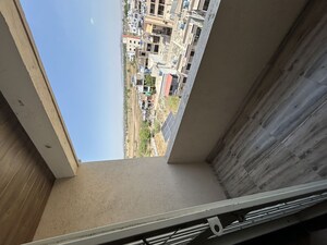 1 BHK Apartment For Rent in Savedi