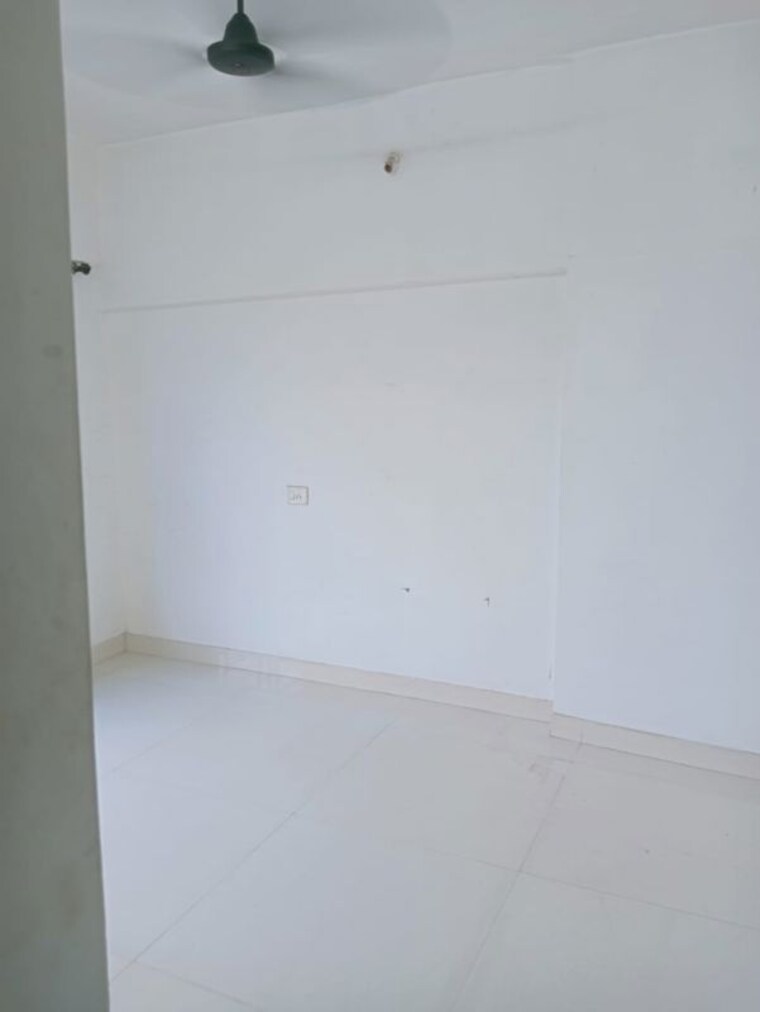 Room, aishwarya-heights-jogeshwari-east 1 Bedroom 389 Sq.Ft. Apartment In Jogeshwari East Mumbai 9586386