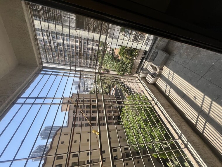 Balcony, raheja-serenity 3 Bedroom 1050 Sq.Ft. Apartment In Kandivali East Mumbai 10206185