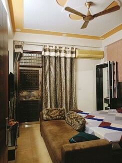 2 BHK + Pooja Room Builder Floor For Rent in Niti Khand