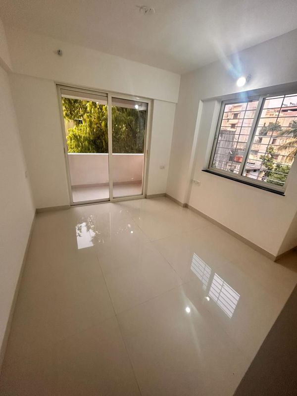2 BHK 1000 Sq.Ft. Apartment in Mahalaxmi Society