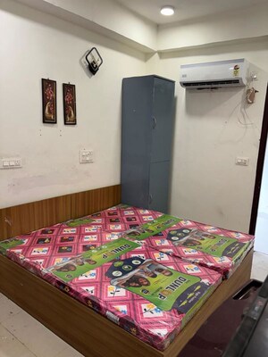 Bedroom in 1 BHK Apartment at Vip Road – for Rent
