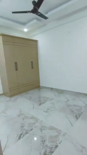 Room in 4 BHK Villa at Sector 10 Greater Noida – for Sale