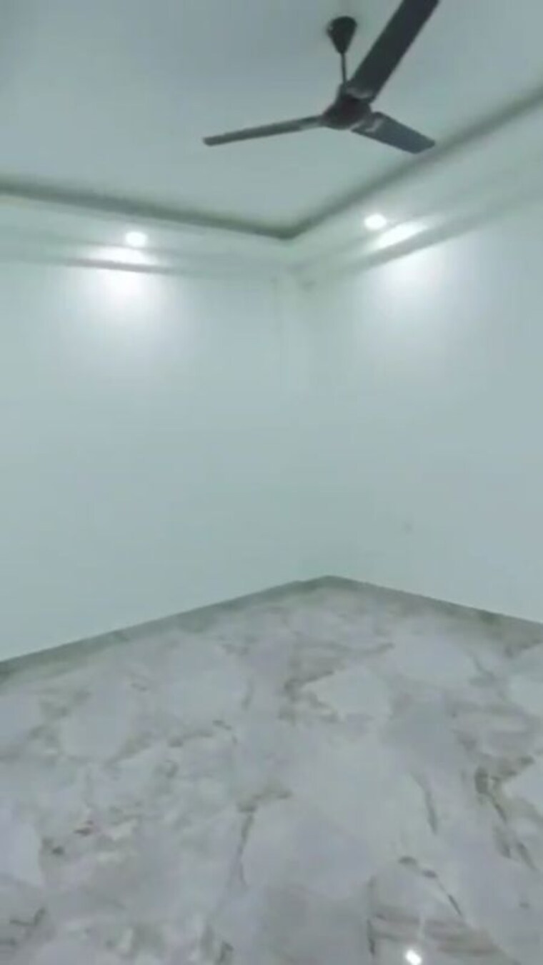Room, sector 10 greater noida 4 Bedroom 2000 Sq.Ft. Villa In Sector 10 Greater Noida Greater Noida 10206252