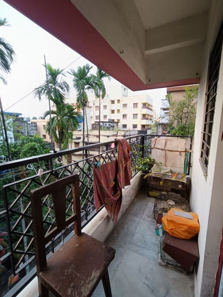 Balcony, lake town 3 Bedroom 1050 Sq.Ft. Apartment In Lake Town Kolkata 9329010