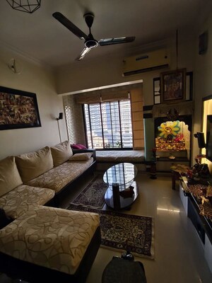 Living Room in 2 BHK Apartment at Swapnalok Towers, Malad East – for Rent