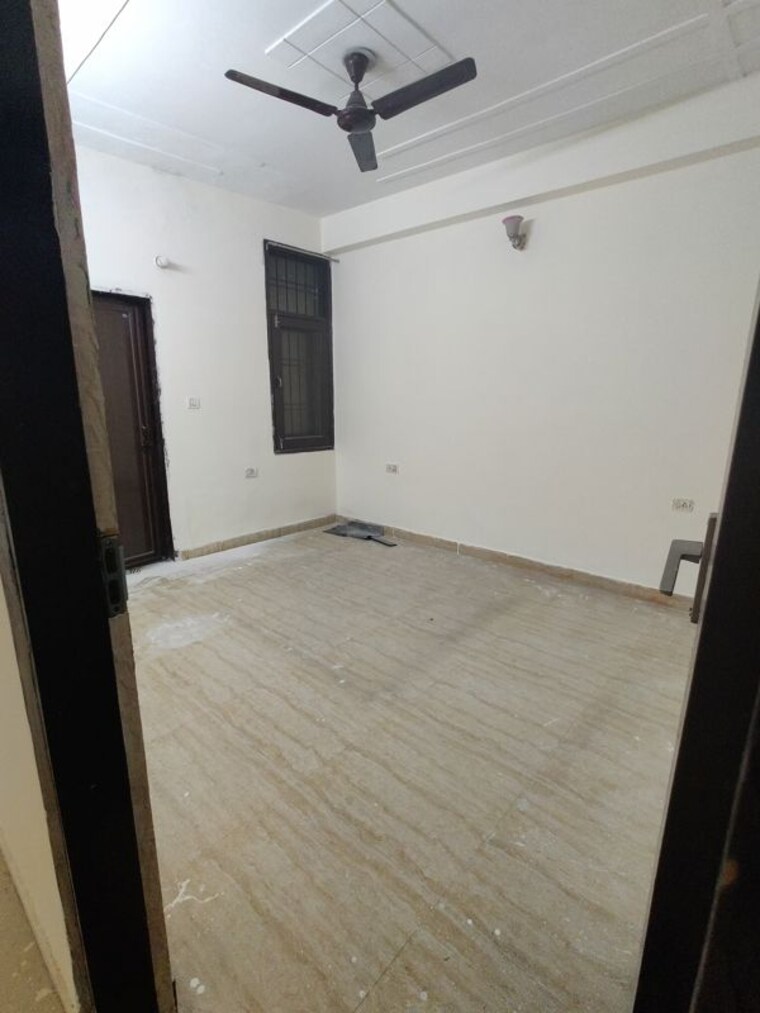 Room, green fields colony 4 Bedroom 270 Sq.Ft. Builder Floor In Green Fields Colony Faridabad 10206259