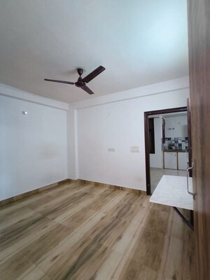 Room in 2 BHK Apartment at Freedom Fighters Enclave – for Rent